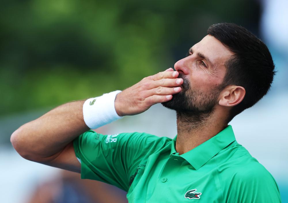 得分机器！史密斯半场11中7&三分7中4砍下19分7板3助