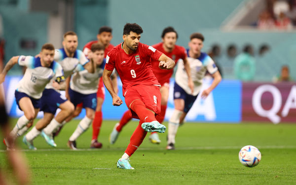 亚冠生死战！布里兰主场绞杀江原FC，8球神锋破局